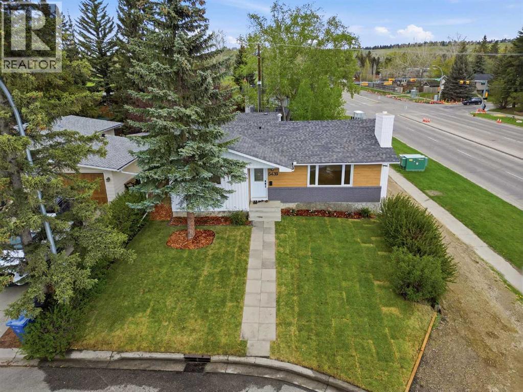 5439 Dalrymple Crescent NW