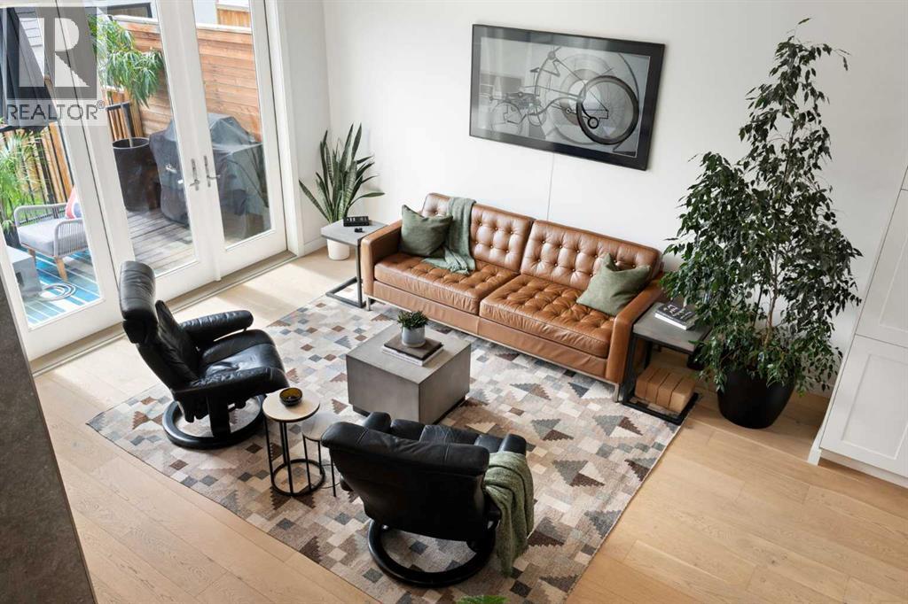 1141 Renfrew Drive NE