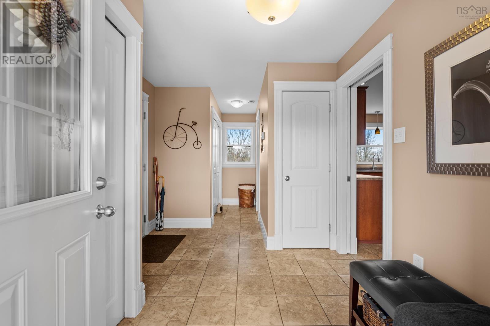2 Golden Eagle Drive, Eagle Landing - Photo 4