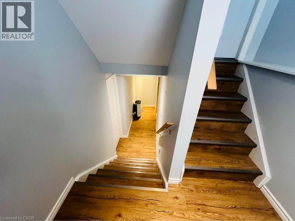 101 STEEPLERIDGE Street Unit# Lower