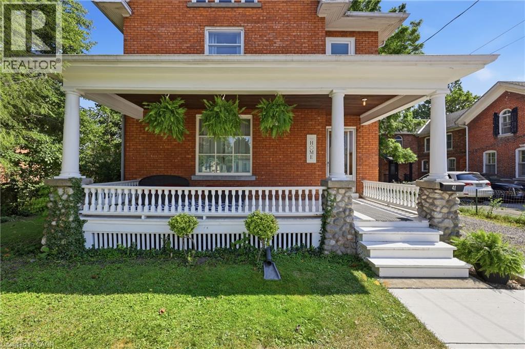 41 MAPLE Avenue