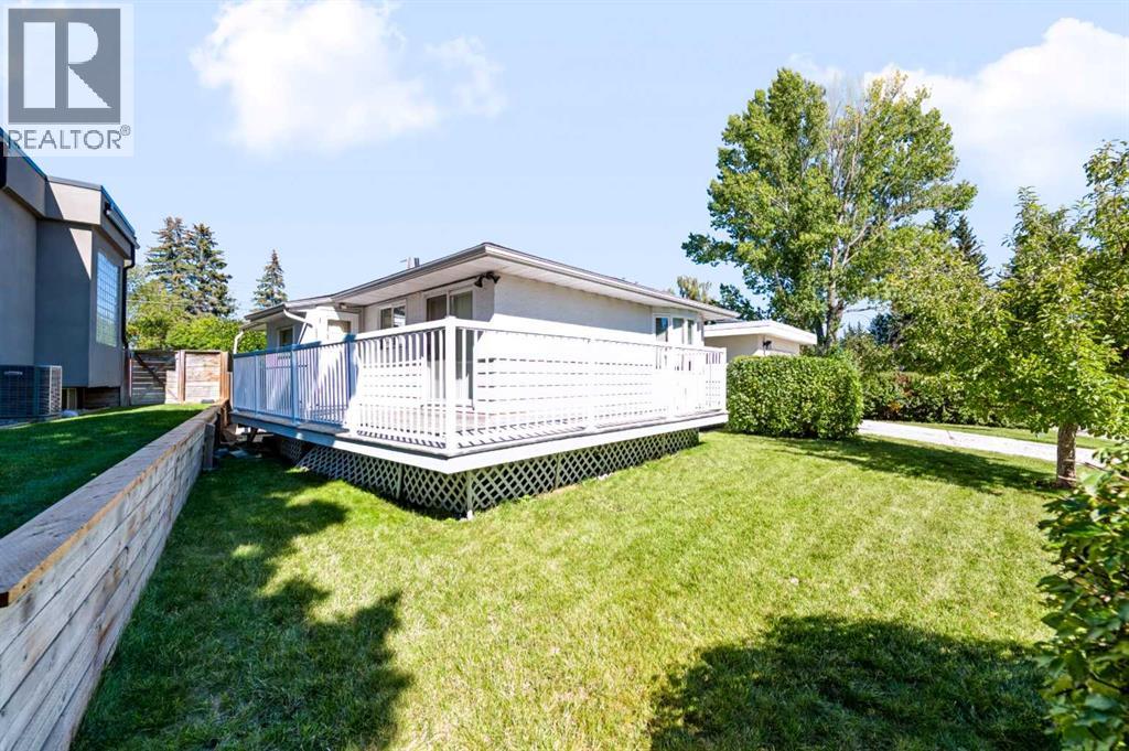 107 Hallbrook Drive SW