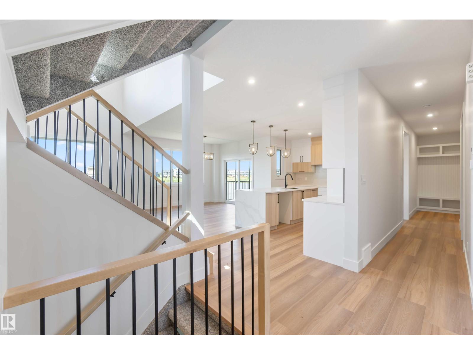 74 ELDRIDGE PT