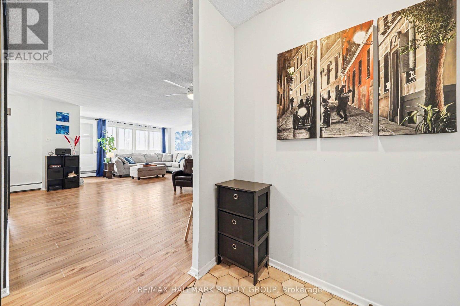 401 - 2630 SOUTHVALE CRESCENT