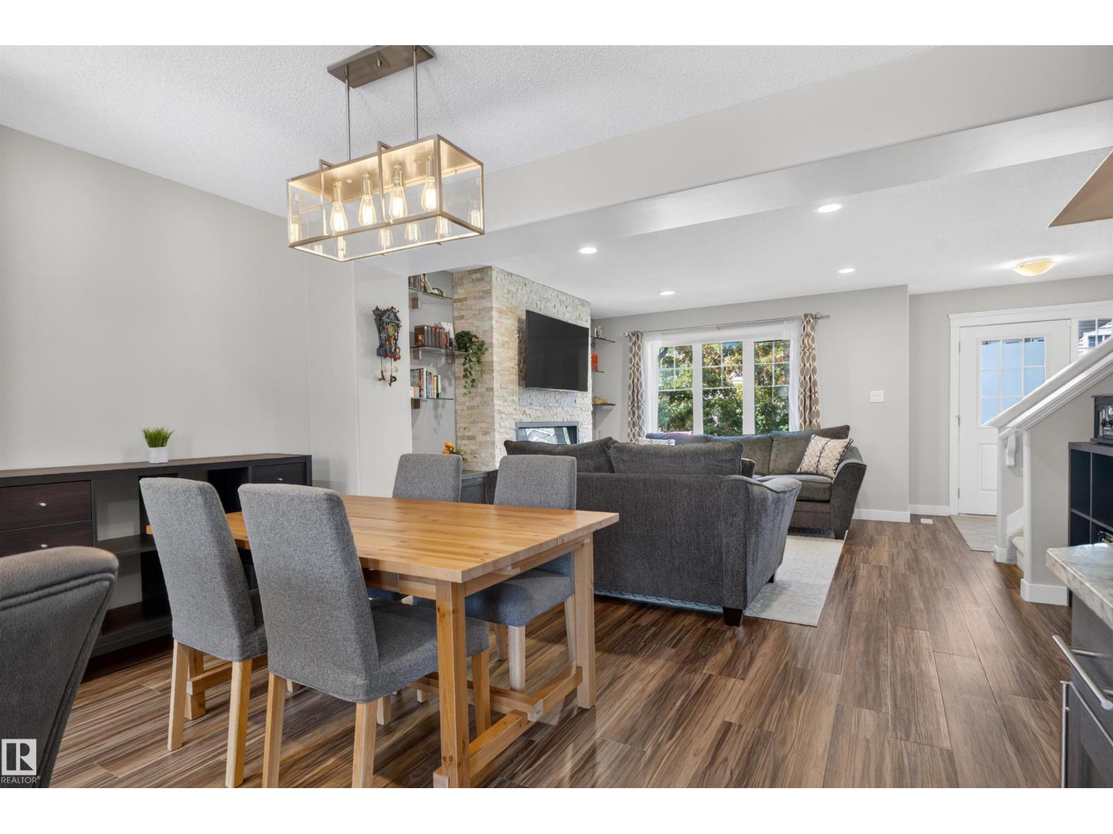 319 DESROCHERS BV SW