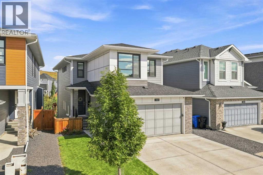 186 Cranbrook Park SE