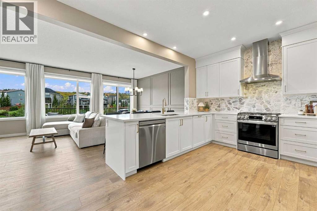 186 Cranbrook Park SE