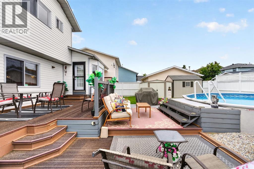 70 Pasadena Gardens NE