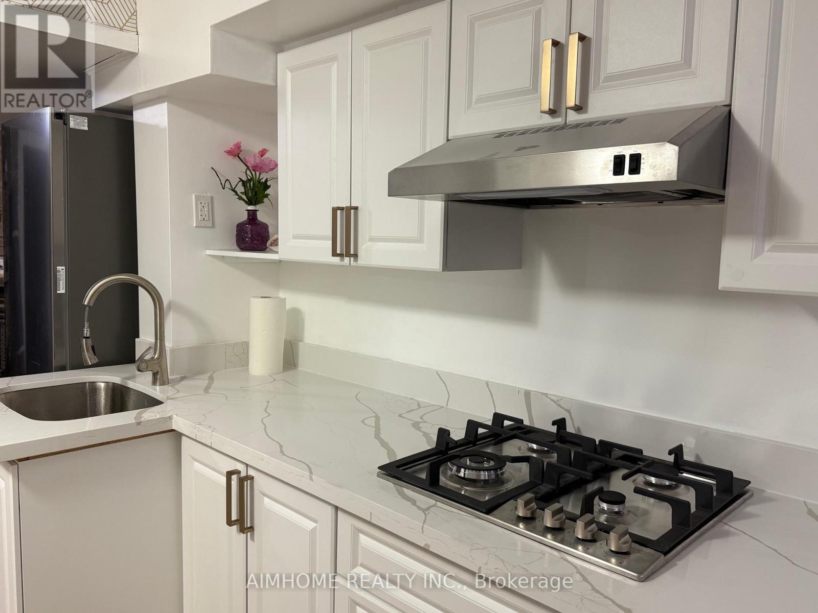 BSMT #2 - 72 LA ROSE AVENUE