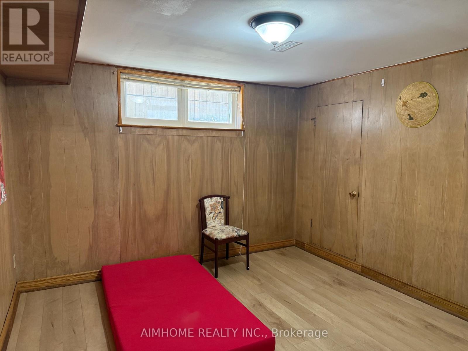 BSMT #2 - 72 LA ROSE AVENUE