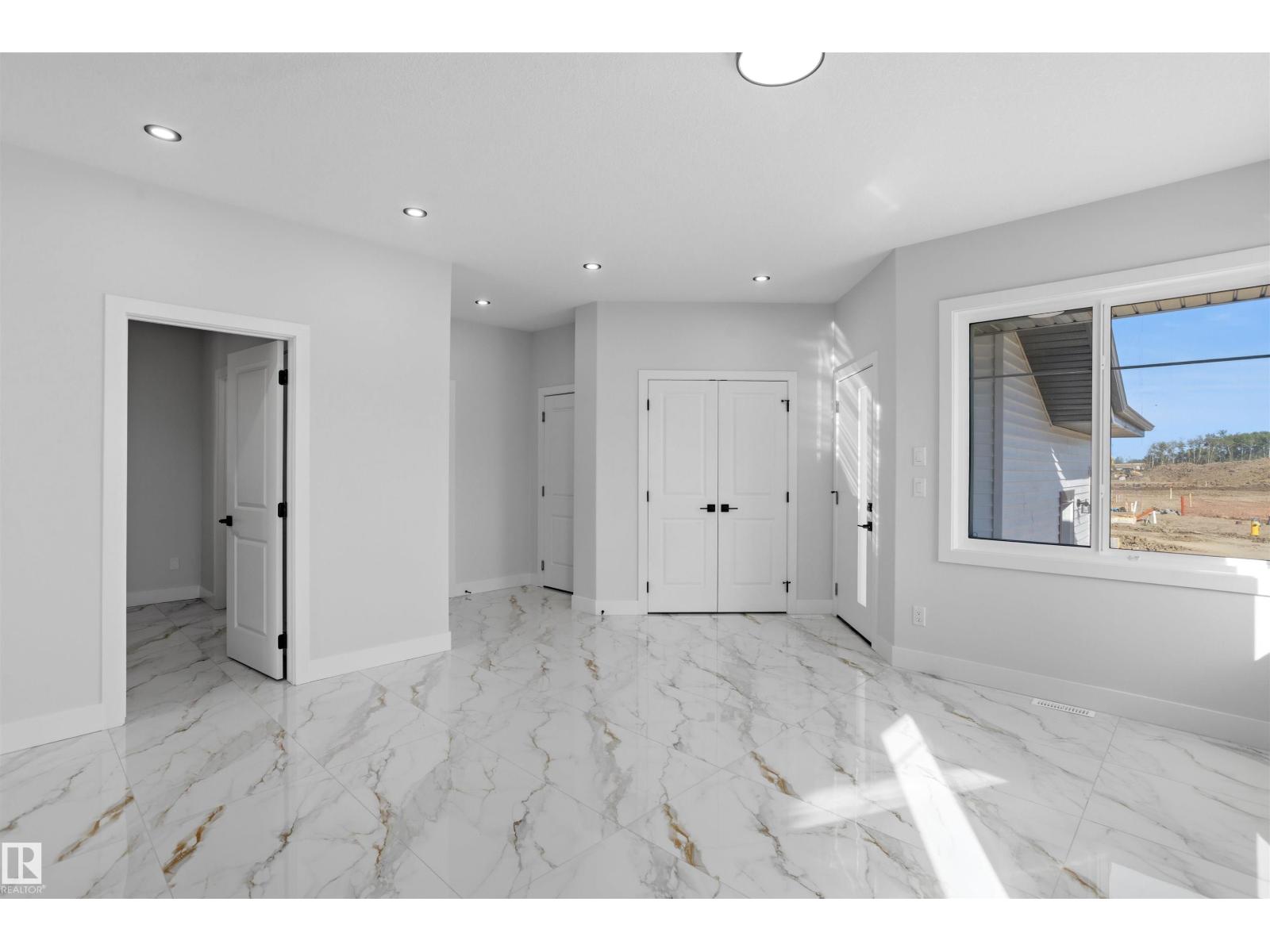 244 21 ST SW