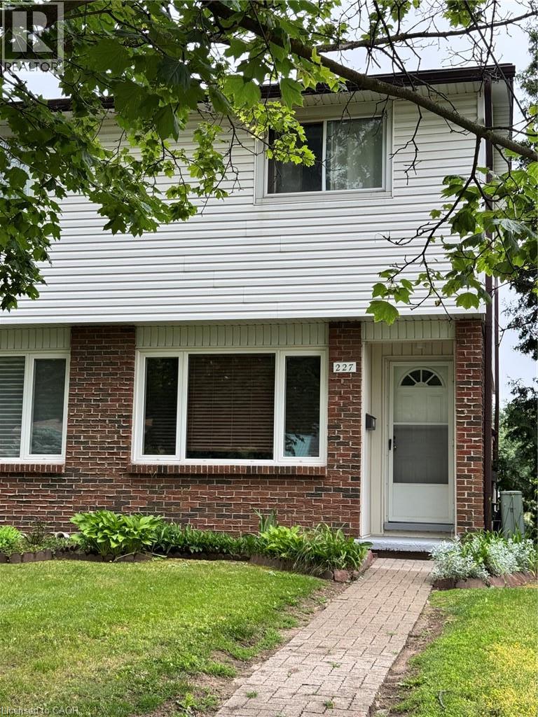 227 FERGUS AVENUE, KITCHENER, ON N2A 2H6 - Image 3692072410.jpeg?d=l