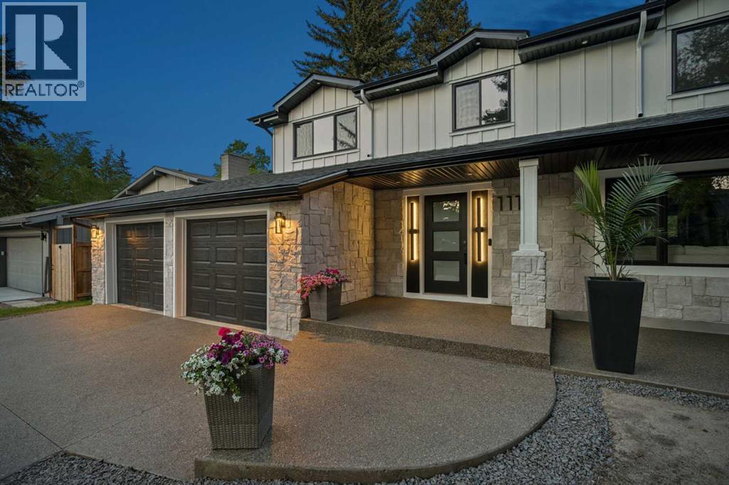 111 Canata Close SW