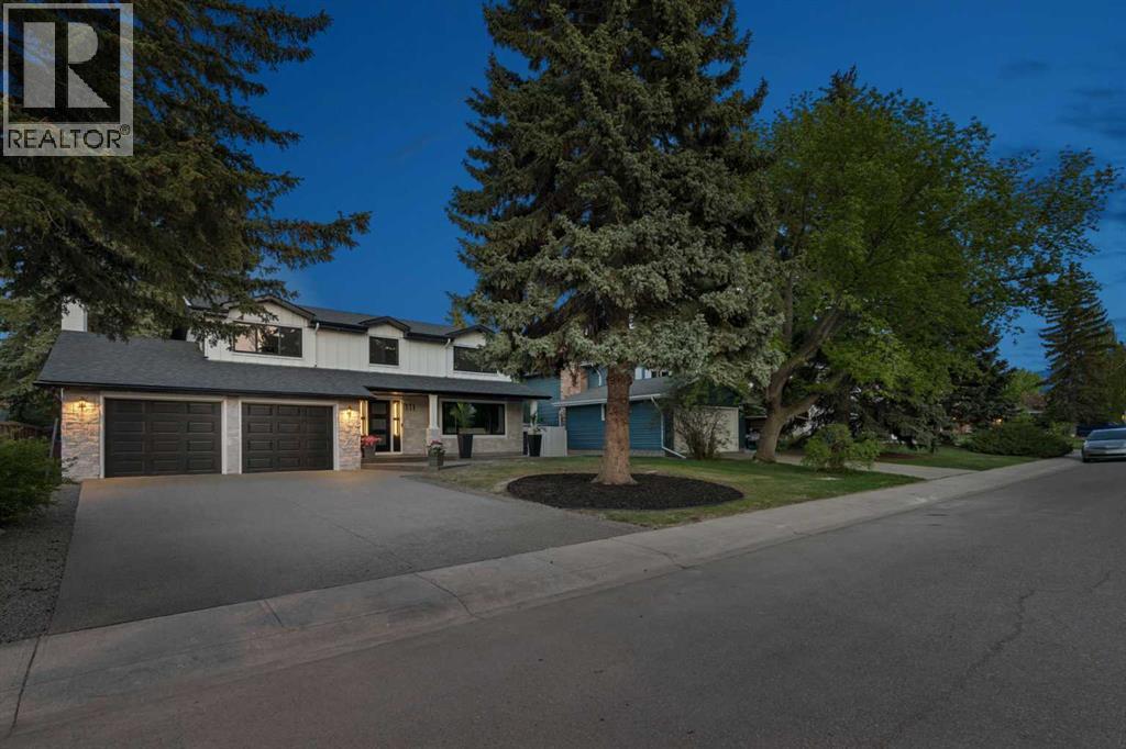 111 Canata Close SW