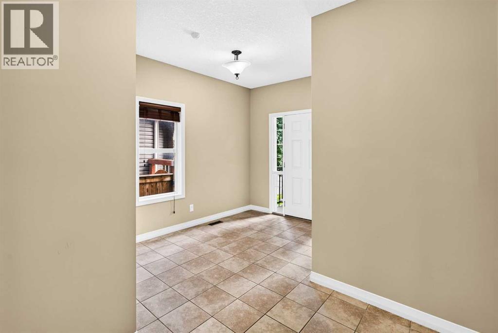 370 Silverado Way SW