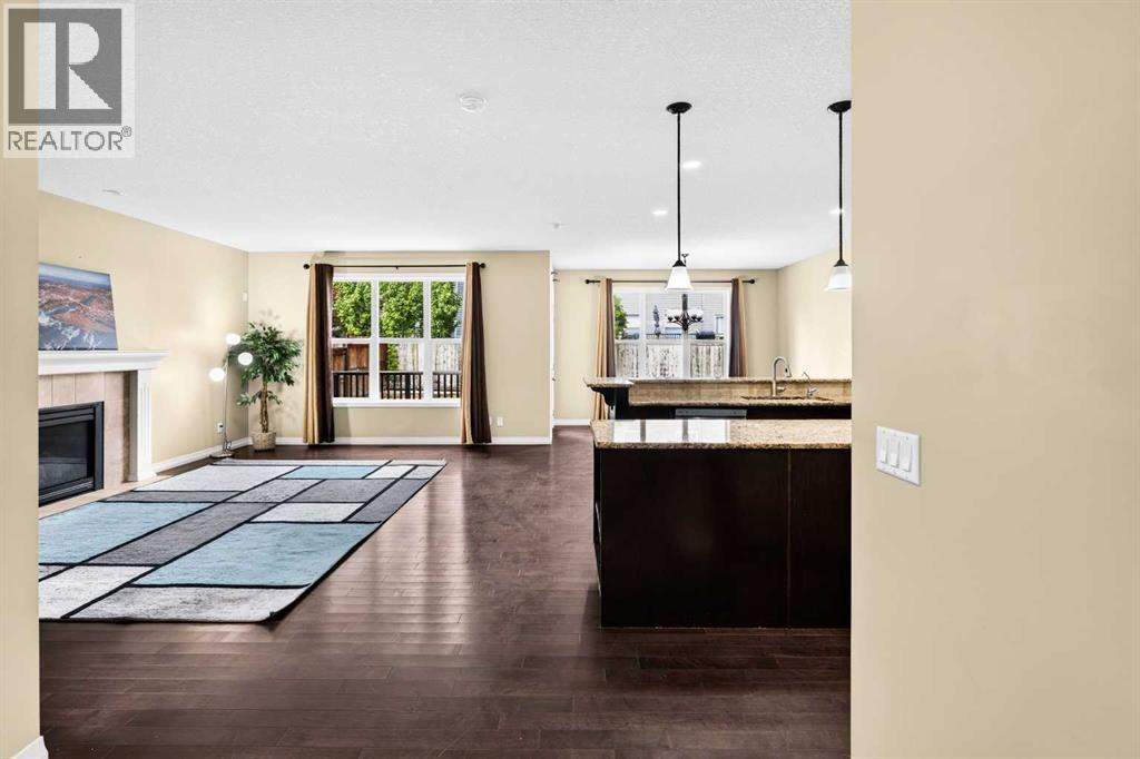 370 Silverado Way SW