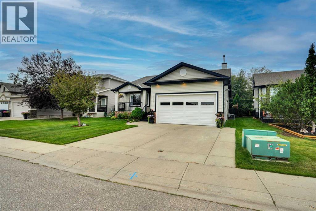 112 Aspen Creek Crescent