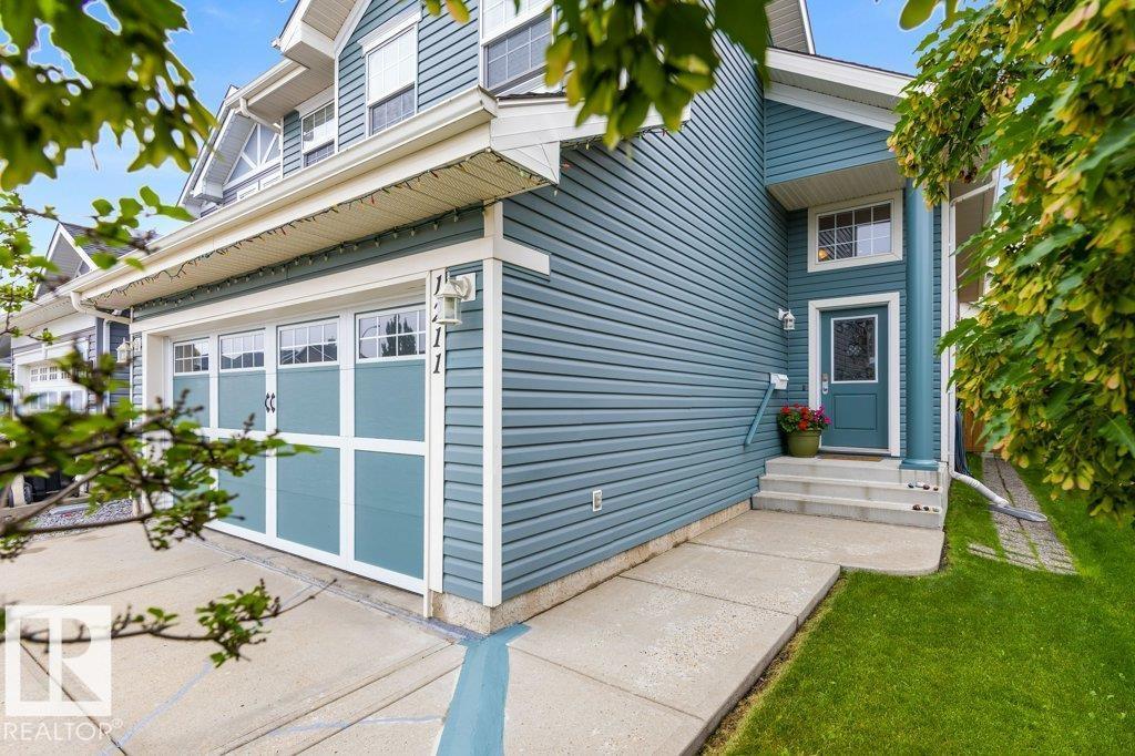 1211 APPLETON CL