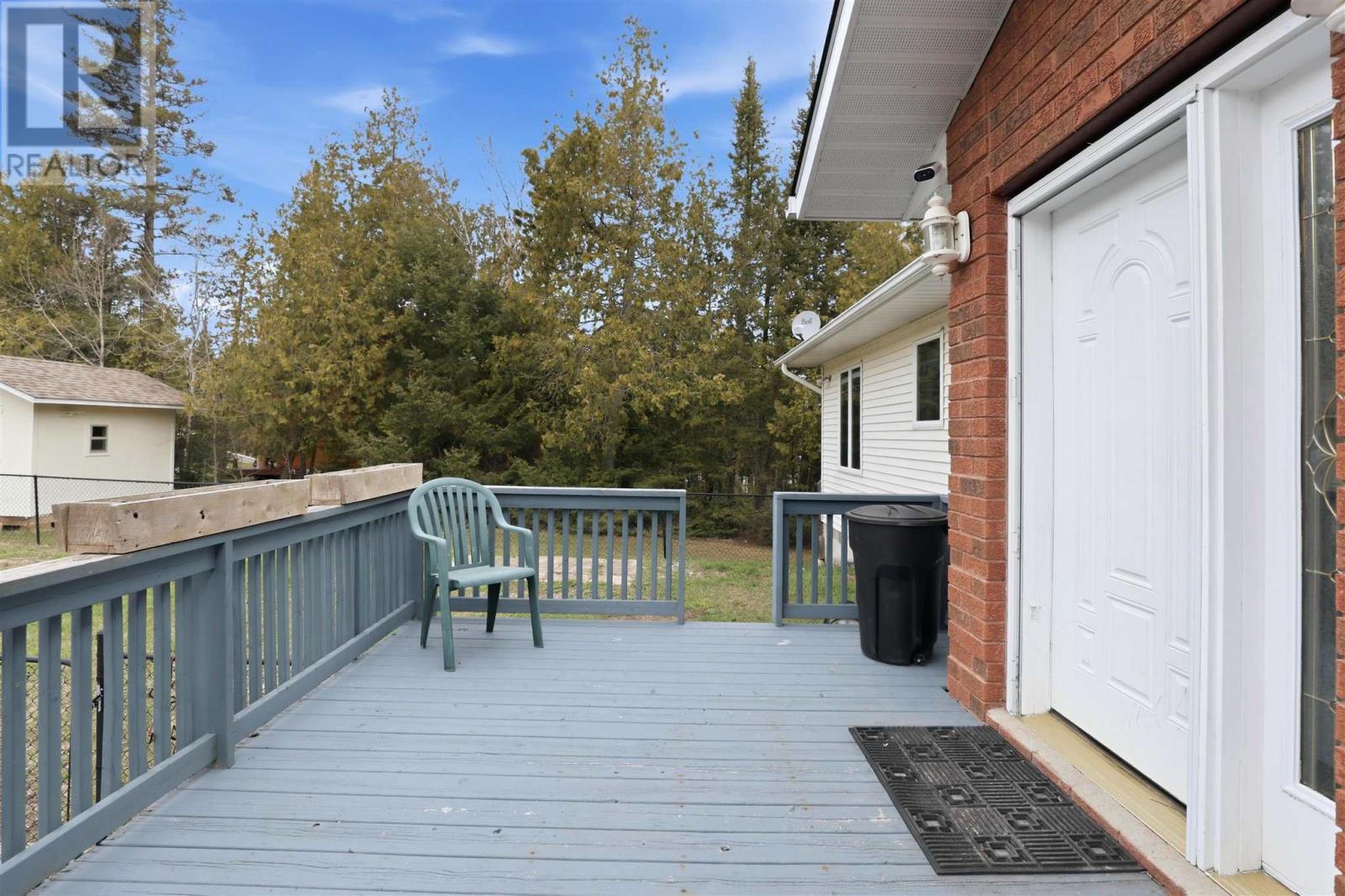 3804 Hamilton DR - Photo 4