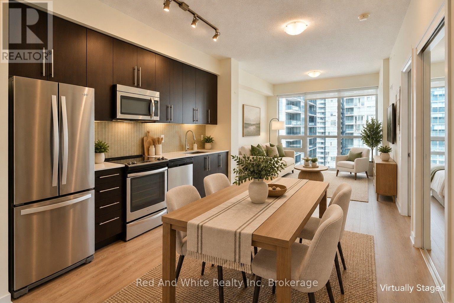 2005 - 510 CURRAN PLACE
