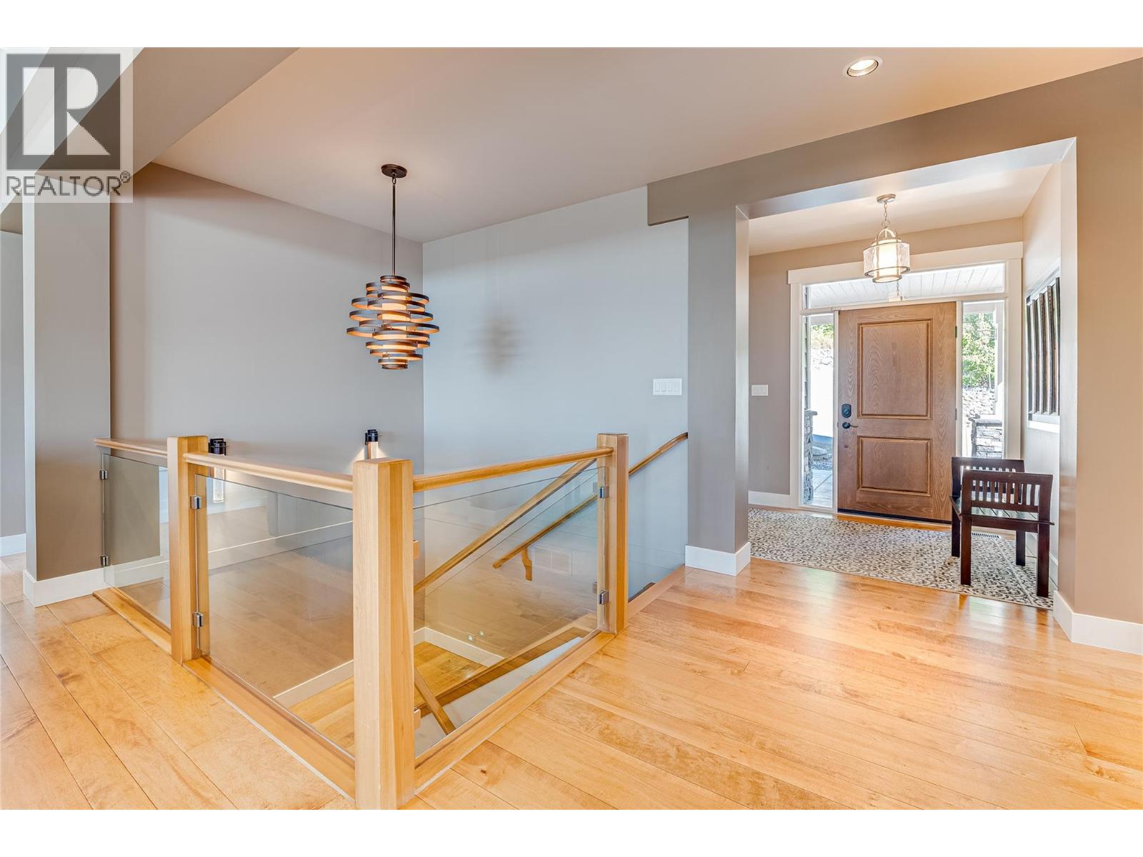 6054 Lynx Drive