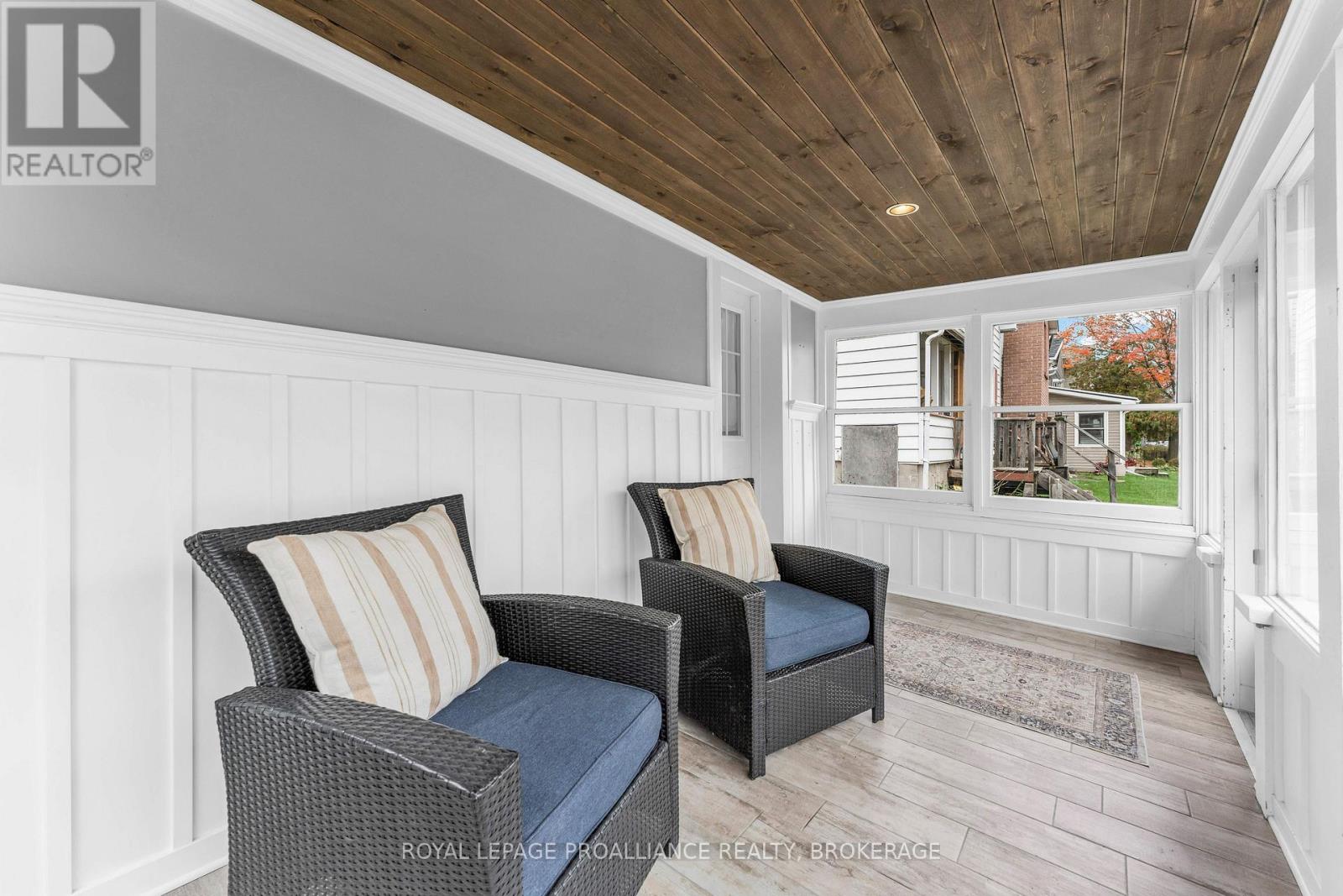 262 BROCK STREET