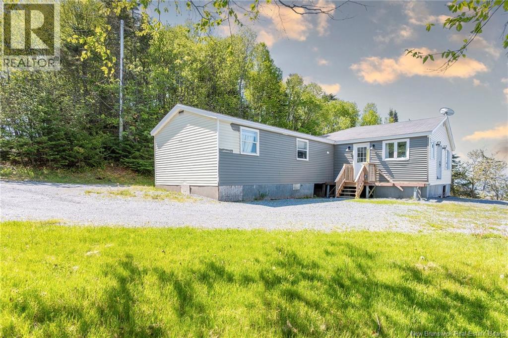 3276 RED HEAD ROAD, SAINT JOHN, NB E2J 4W7 - Image 1369303278.jpeg?d=l