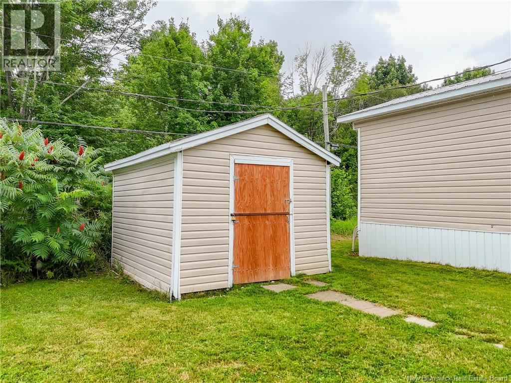 37 Eastwood Street - Photo 4