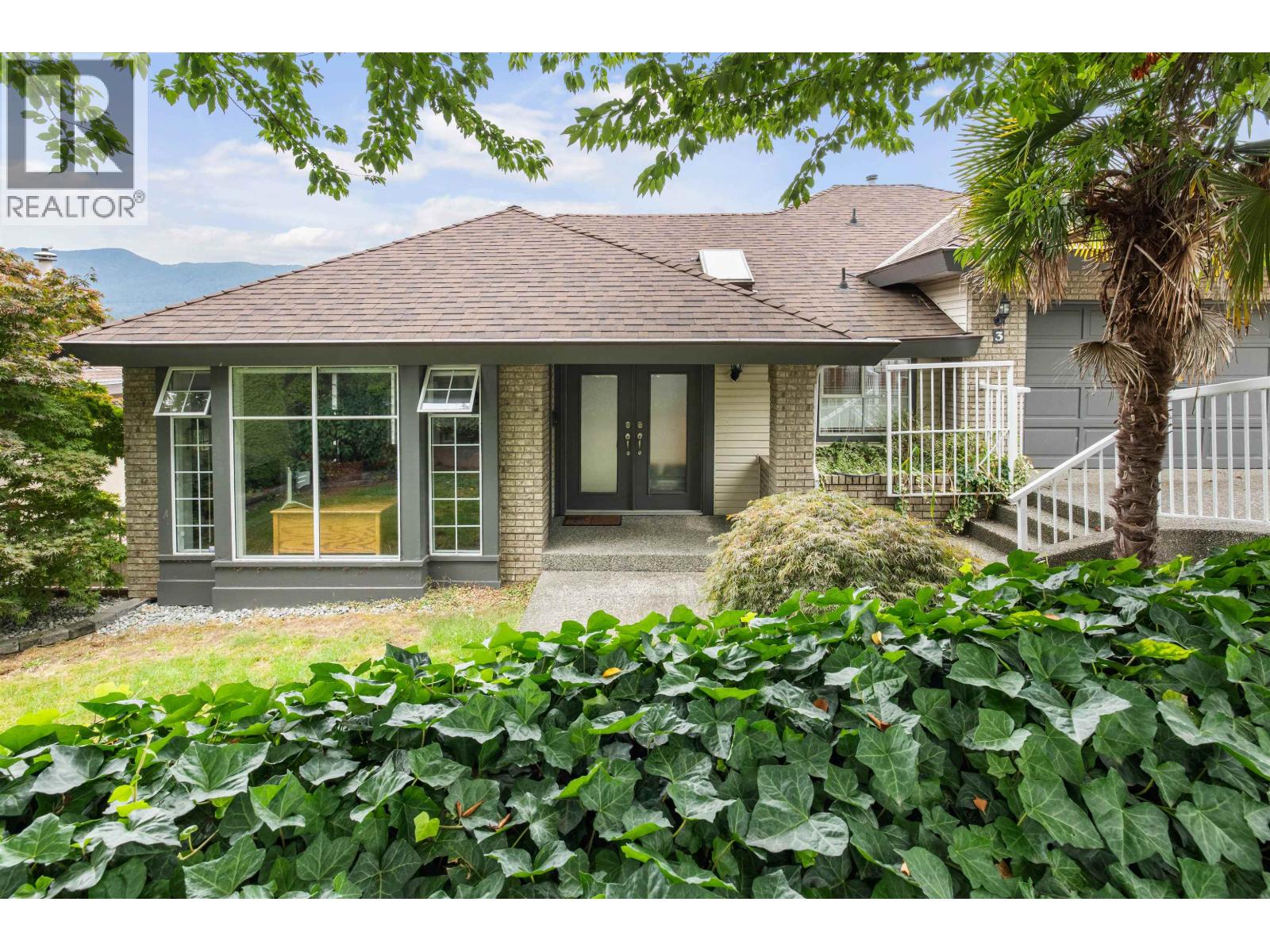 3 BURRARD CRESCENT