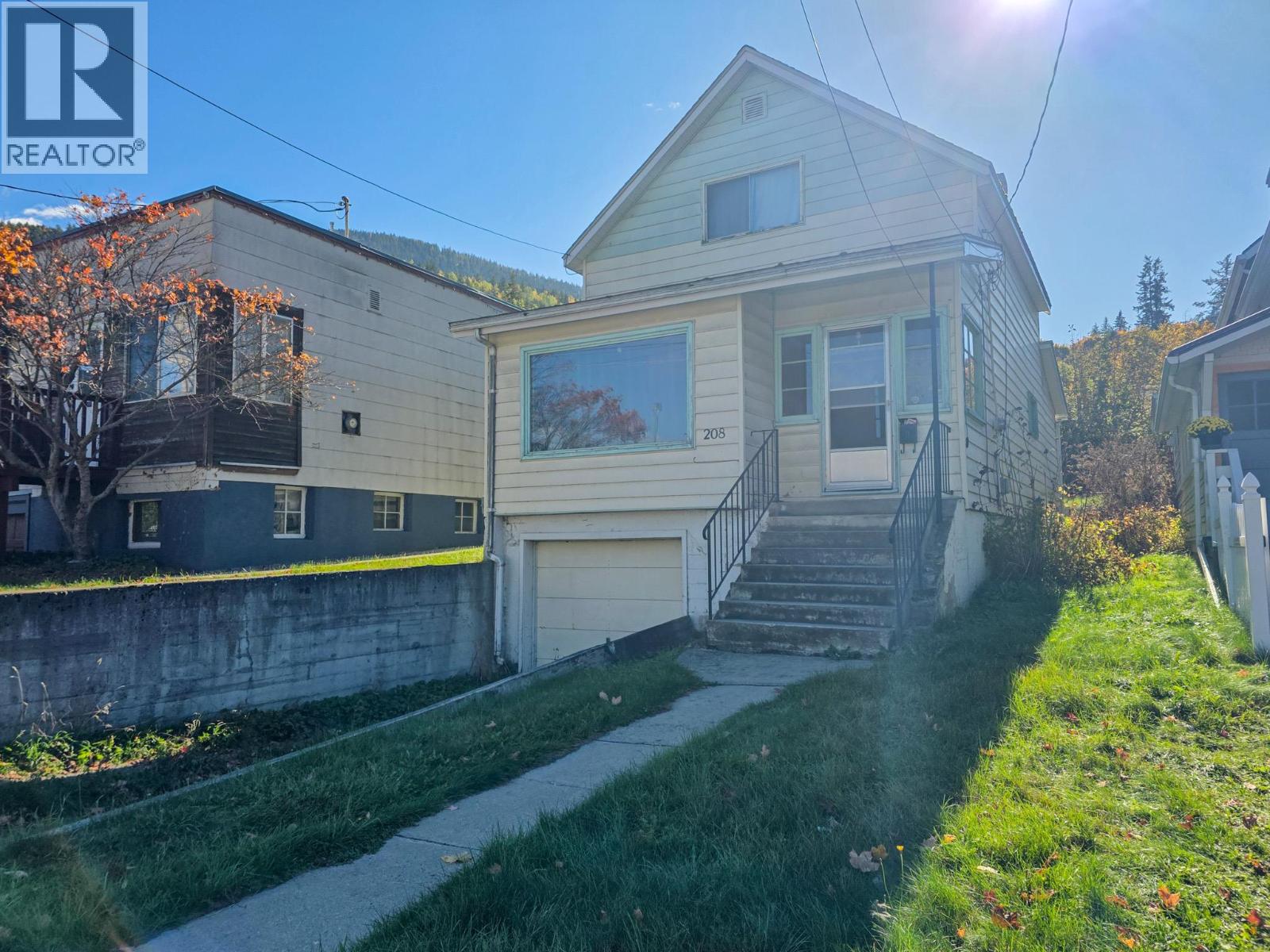 208 ANDERSON Street