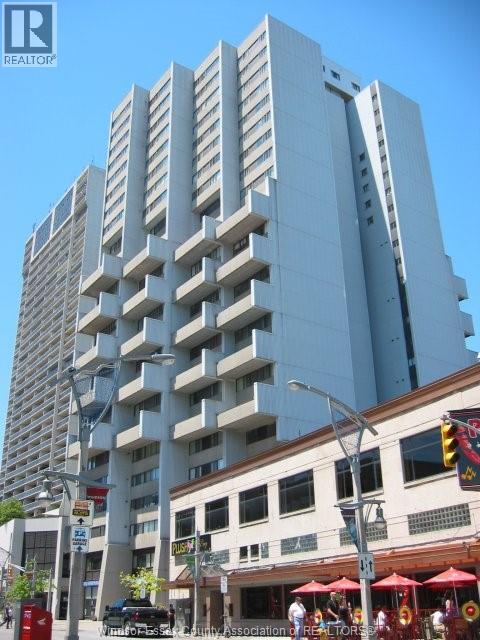 Photo 1 of 23 — 380 PELISSIER STREET Unit# 1604, Windsor, ON N9A 6V7