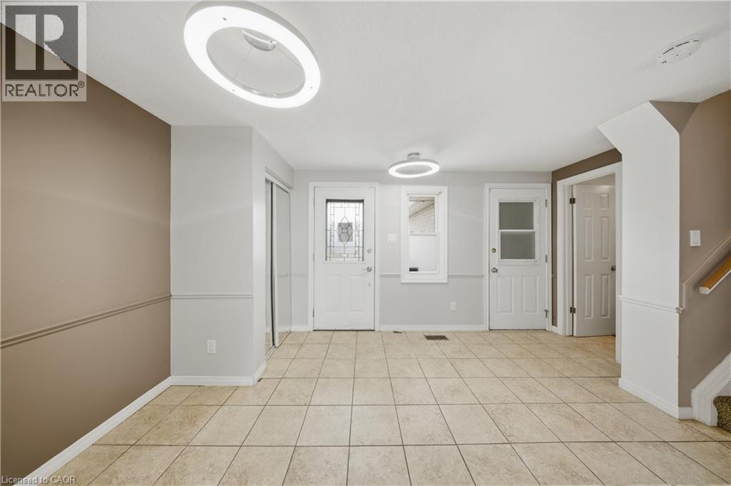 279 AUDEN Road