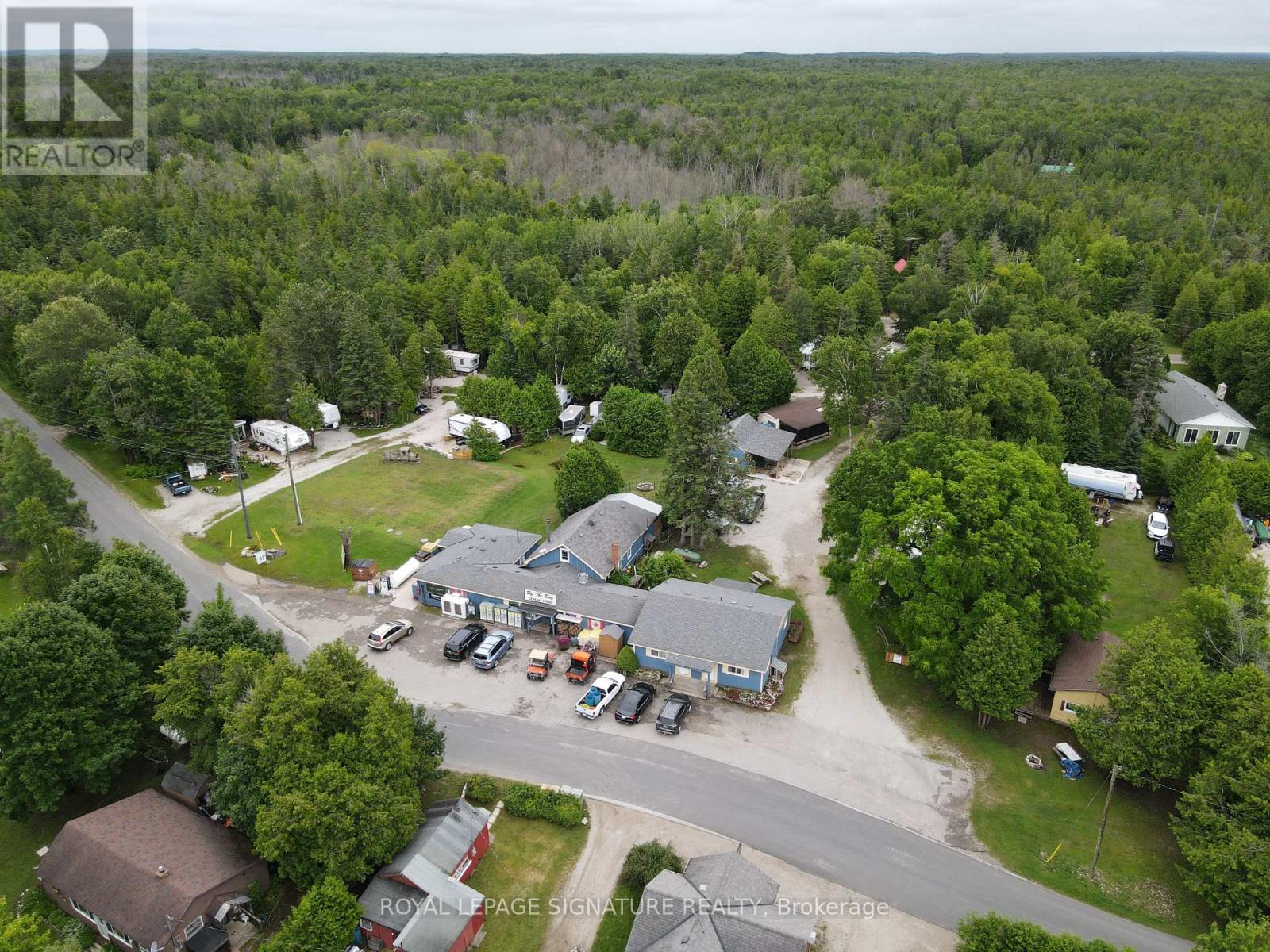 817 PIKE BAY ROAD