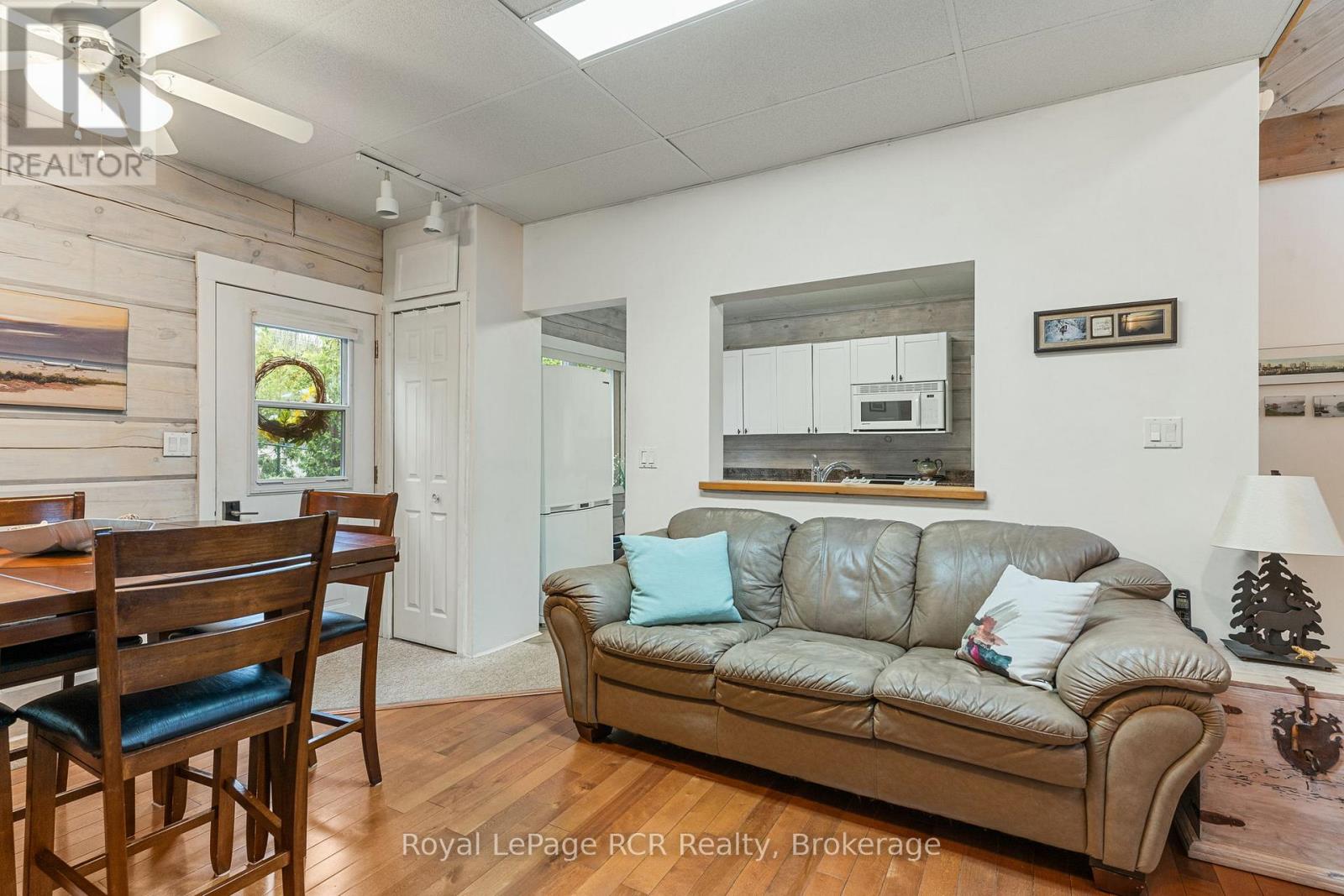 183 LAKESHORE ROAD