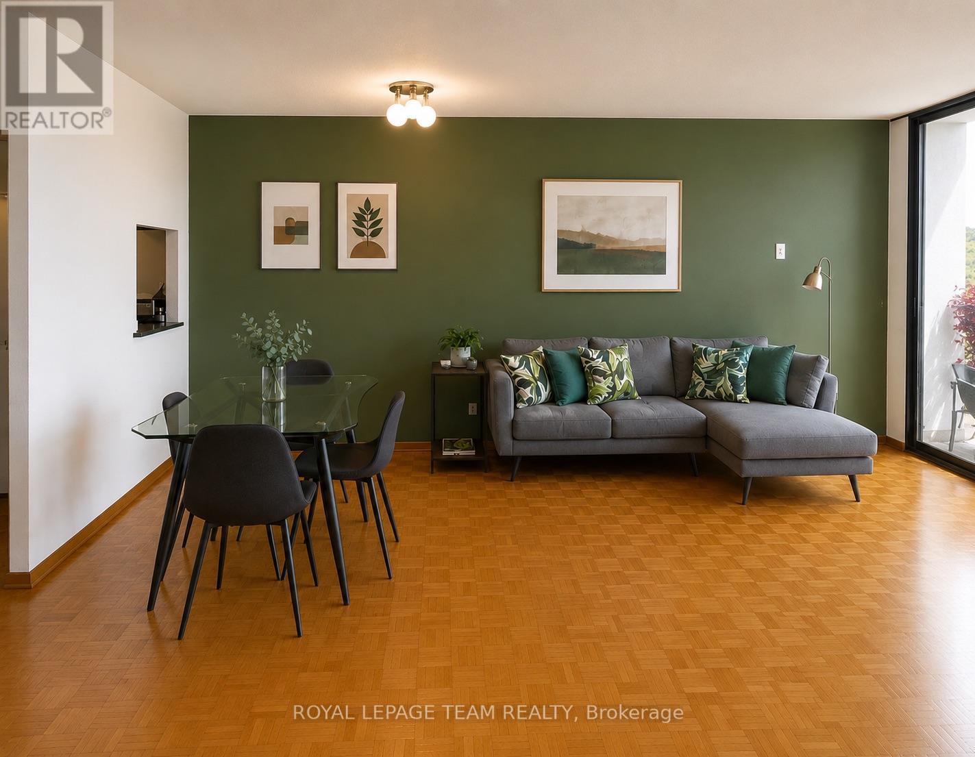 1406 - 2871 RICHMOND ROAD W