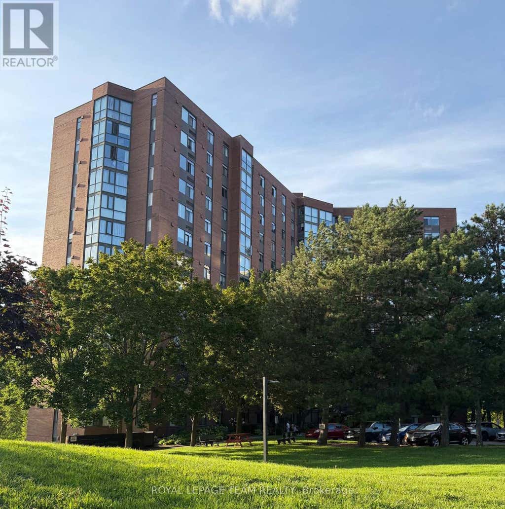 1406 - 2871 RICHMOND ROAD W