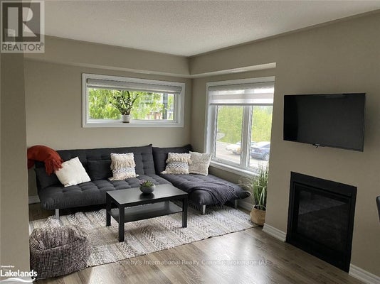 201 - 7 Anchorage Cres, Collingwood, ON 3