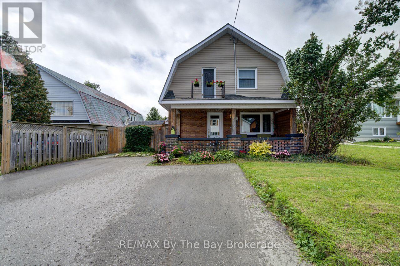 794116 GREY RD 124 ROAD