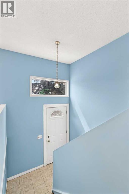148 Fonda Drive SE