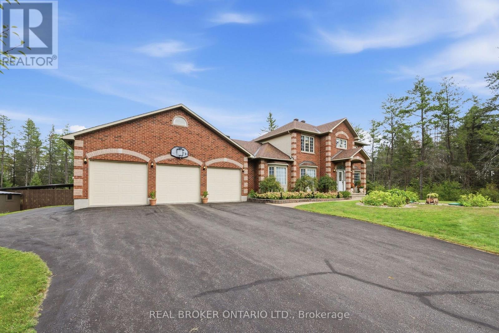 177 GREY FOX DRIVE