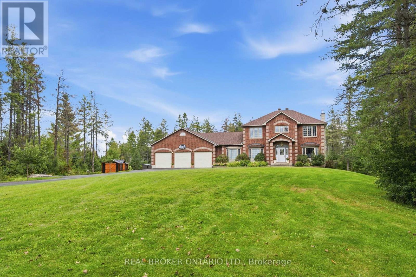 177 GREY FOX DRIVE