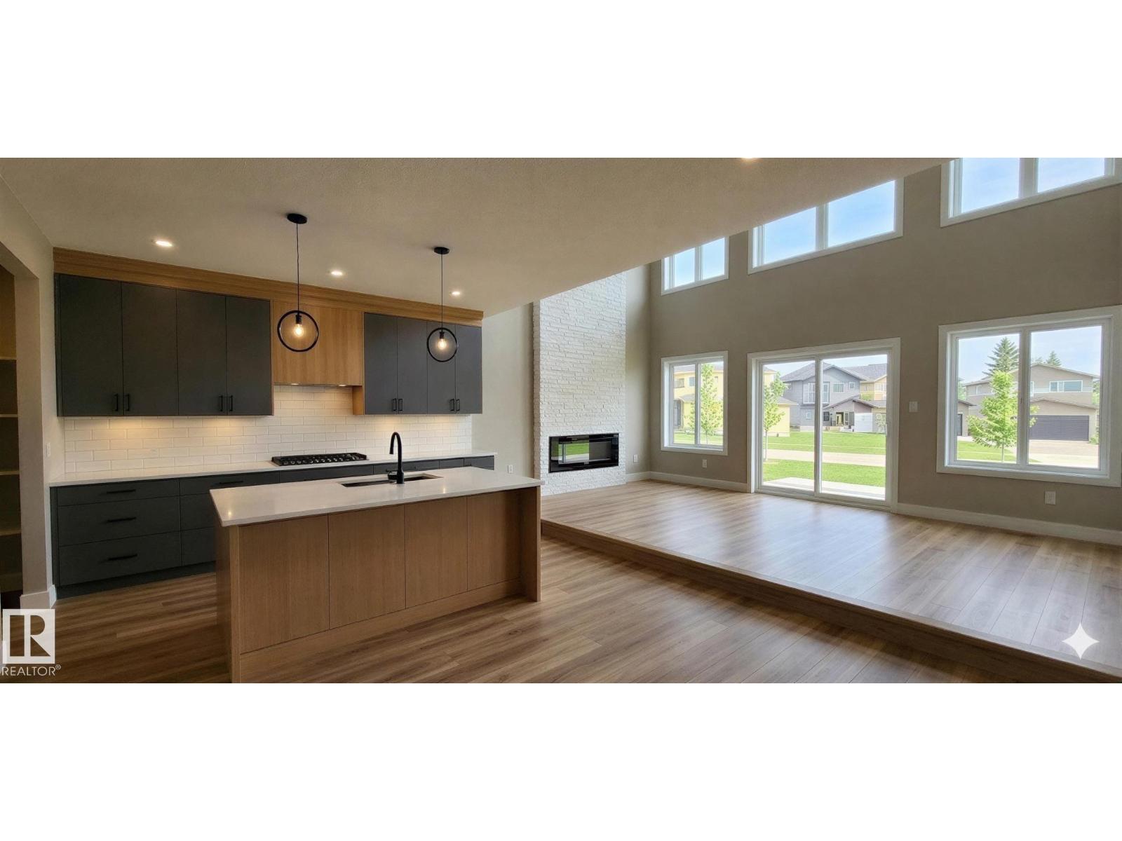 53 Mockingbird Cres