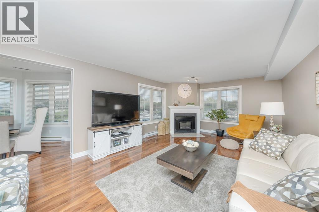1520 Venetian BOULEVARD Unit# M201
