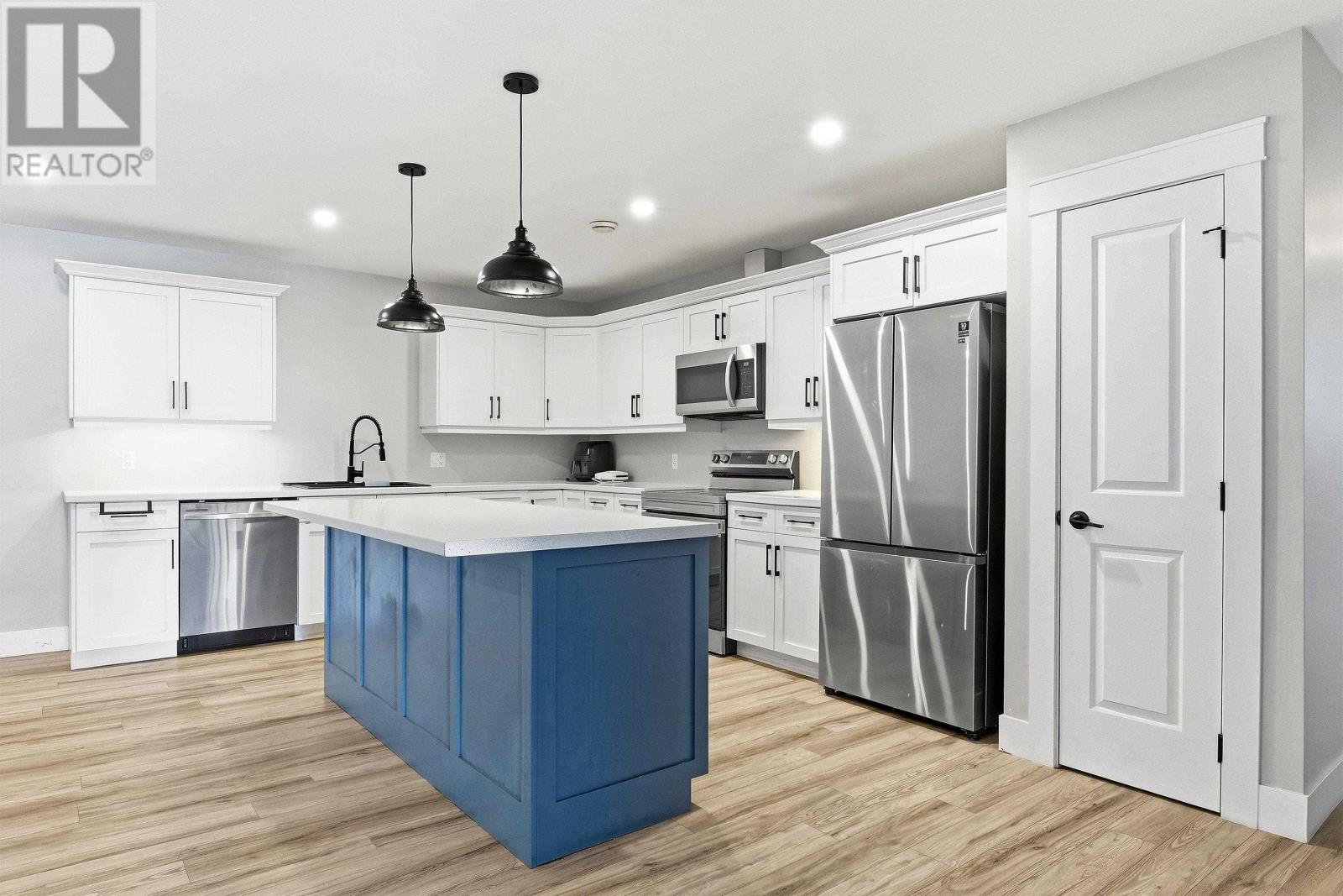 101 PARENT Street - Photo 4