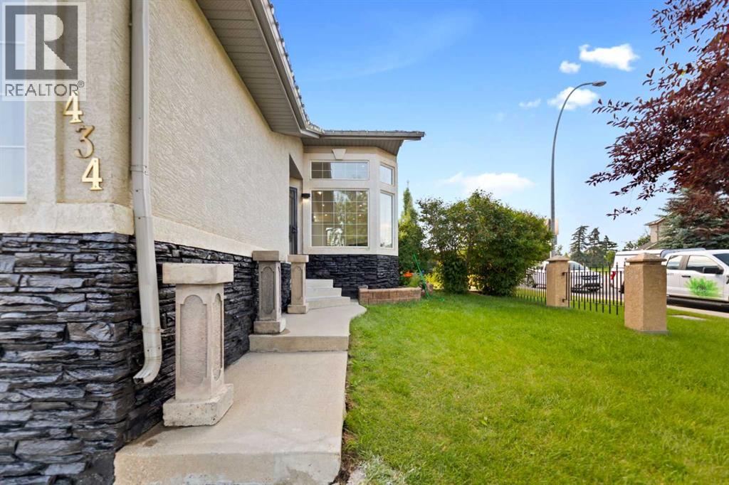 434 Harvest Grove Place NE
