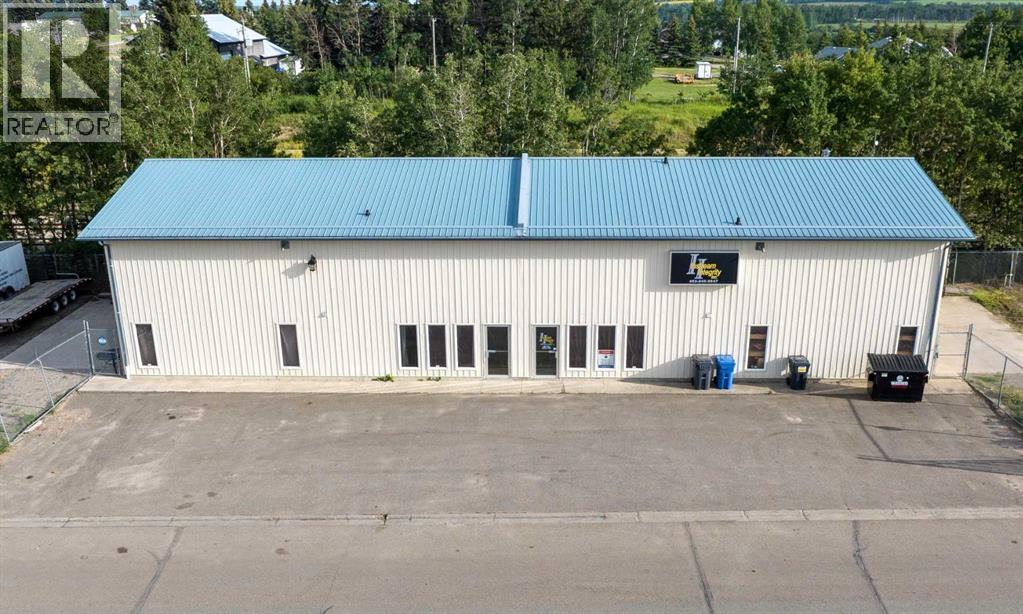 4907 AND 4911 50 AVENUE, ECKVILLE, AB T0M 0X0 - Image 3069671441.jpeg?d=l