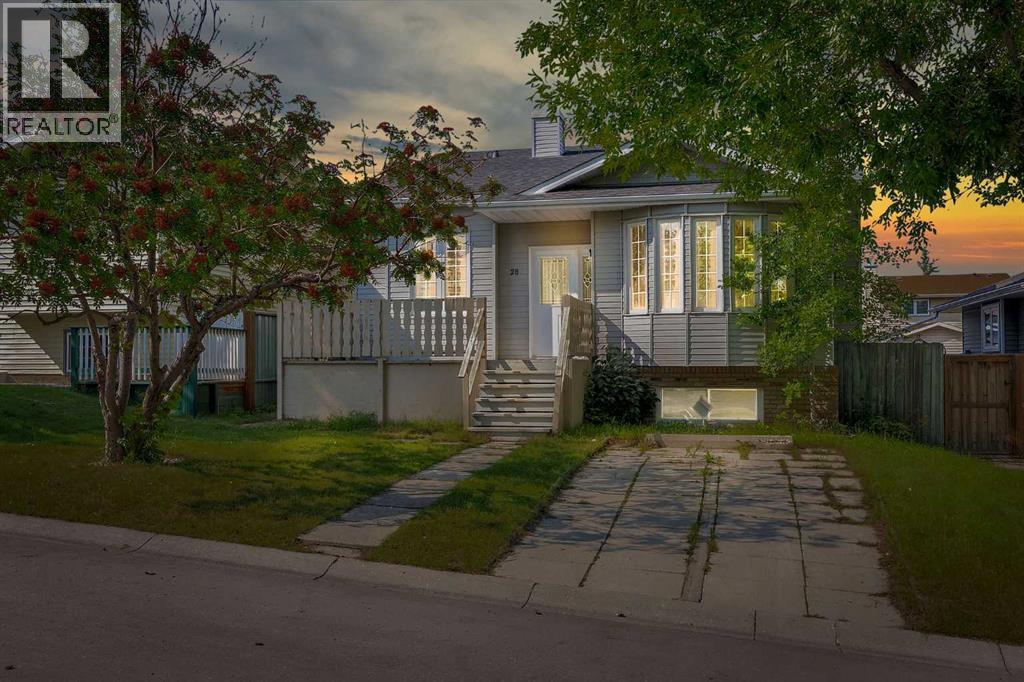 28 Macewan Meadow Link NW