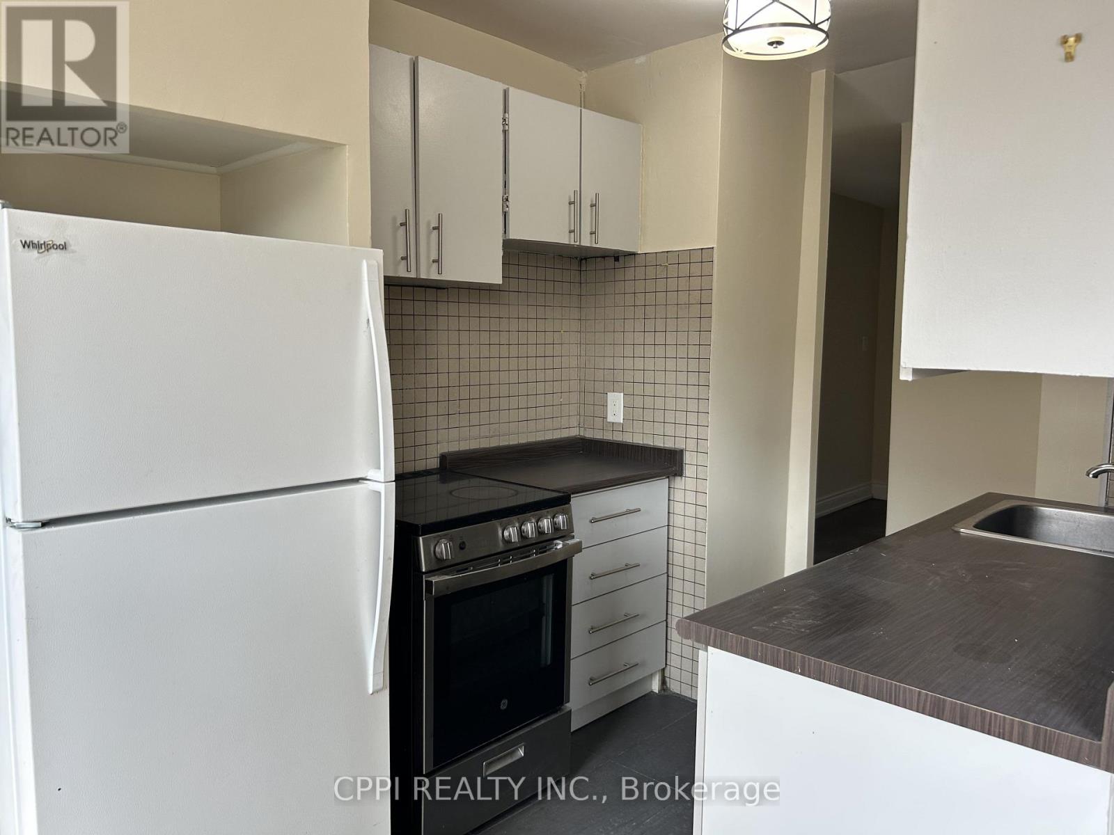 202 - 3 HILL HEIGHTS ROAD