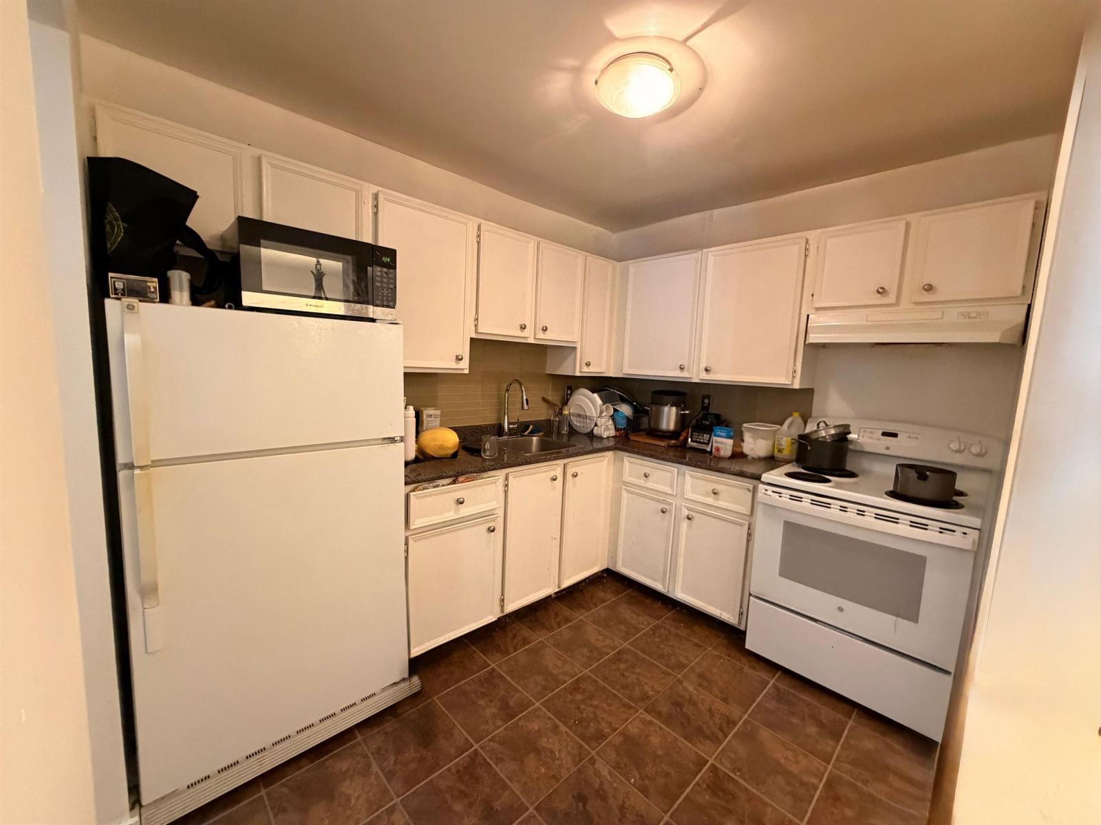 229 32850 GEORGE FERGUSON WAY