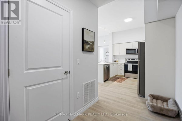 226 - 70 Dean Ave, Barrie (Painswick South), ON 3
